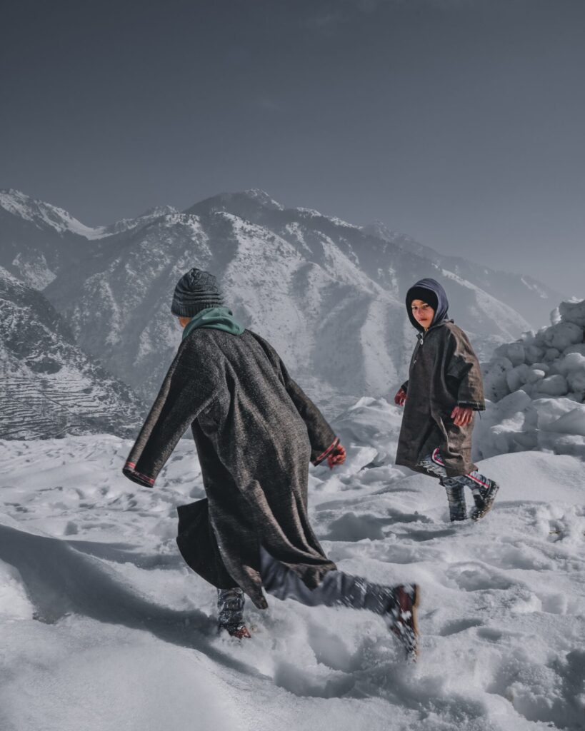 backpackers india kashmir
