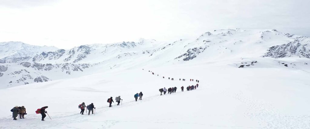 Pin Bhaba Pass Trek with backpackerindia