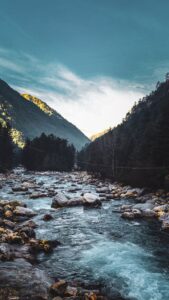 bhrigu lake backpackers india 