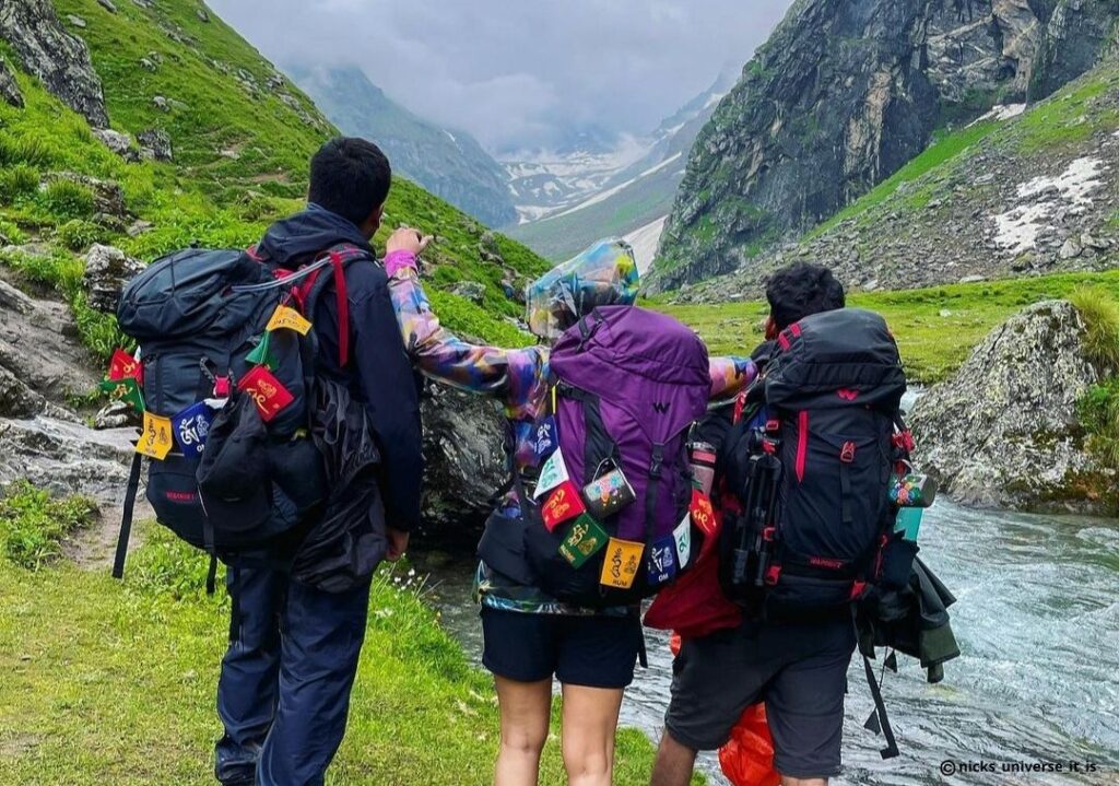 hampta pass with backpacker india